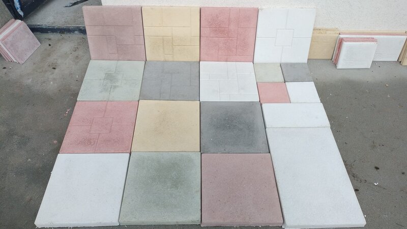 Pavaje si placi din beton.