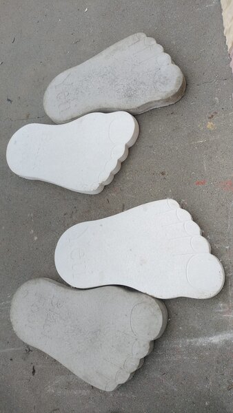 Pavaje si placi din beton.